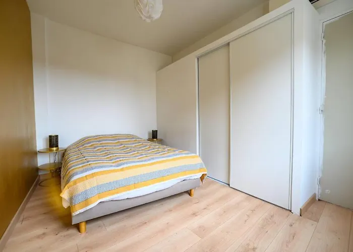 Maison, 4 Personnes, Wifi, Terrasse, Jardin, Piscine Partagee Feriehus Coulounieix-Chamiers
